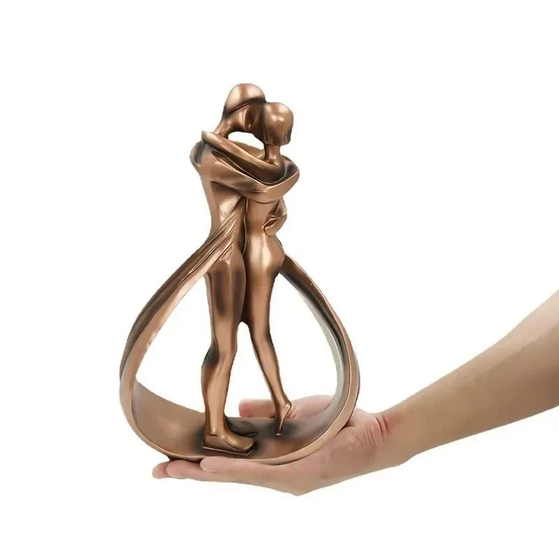 THE EMBRACE | Couple Sculpture