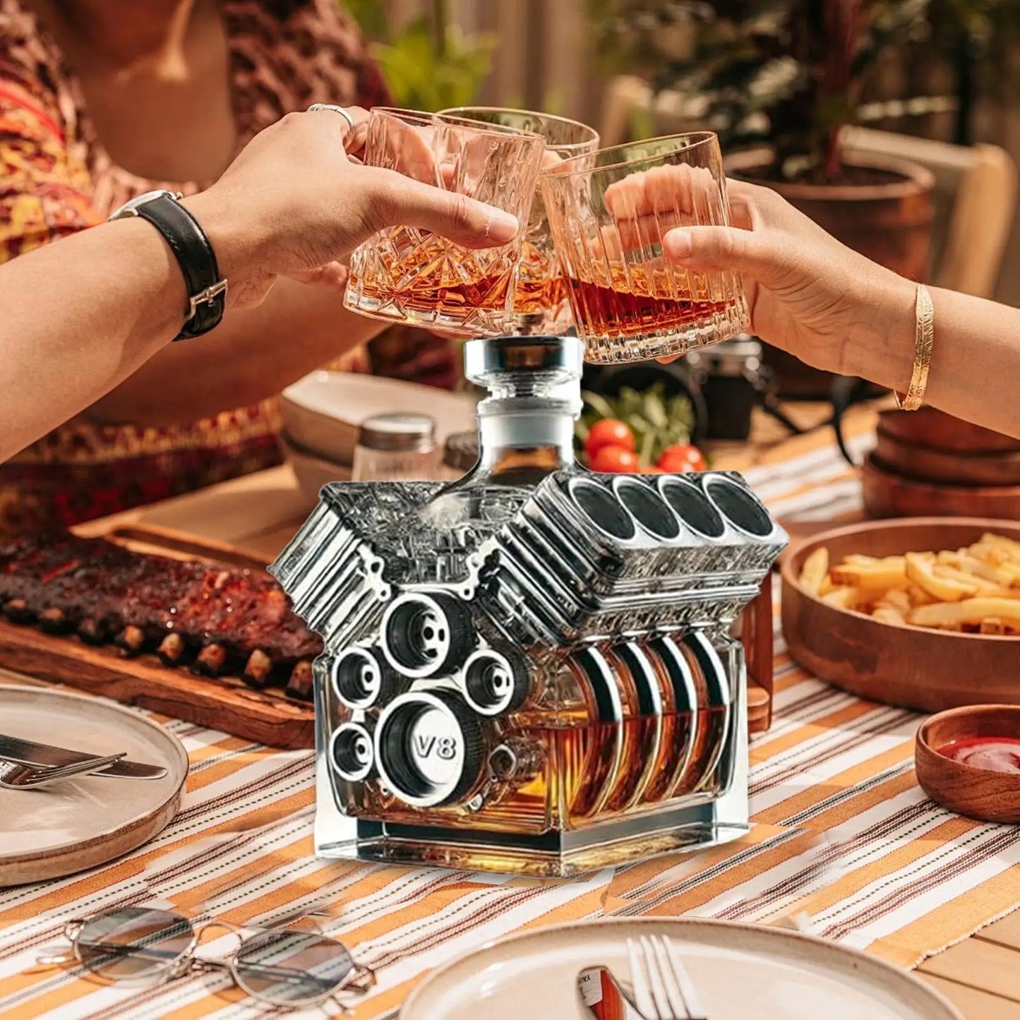 THE V8 | Engine-Form Whiskey Decanter