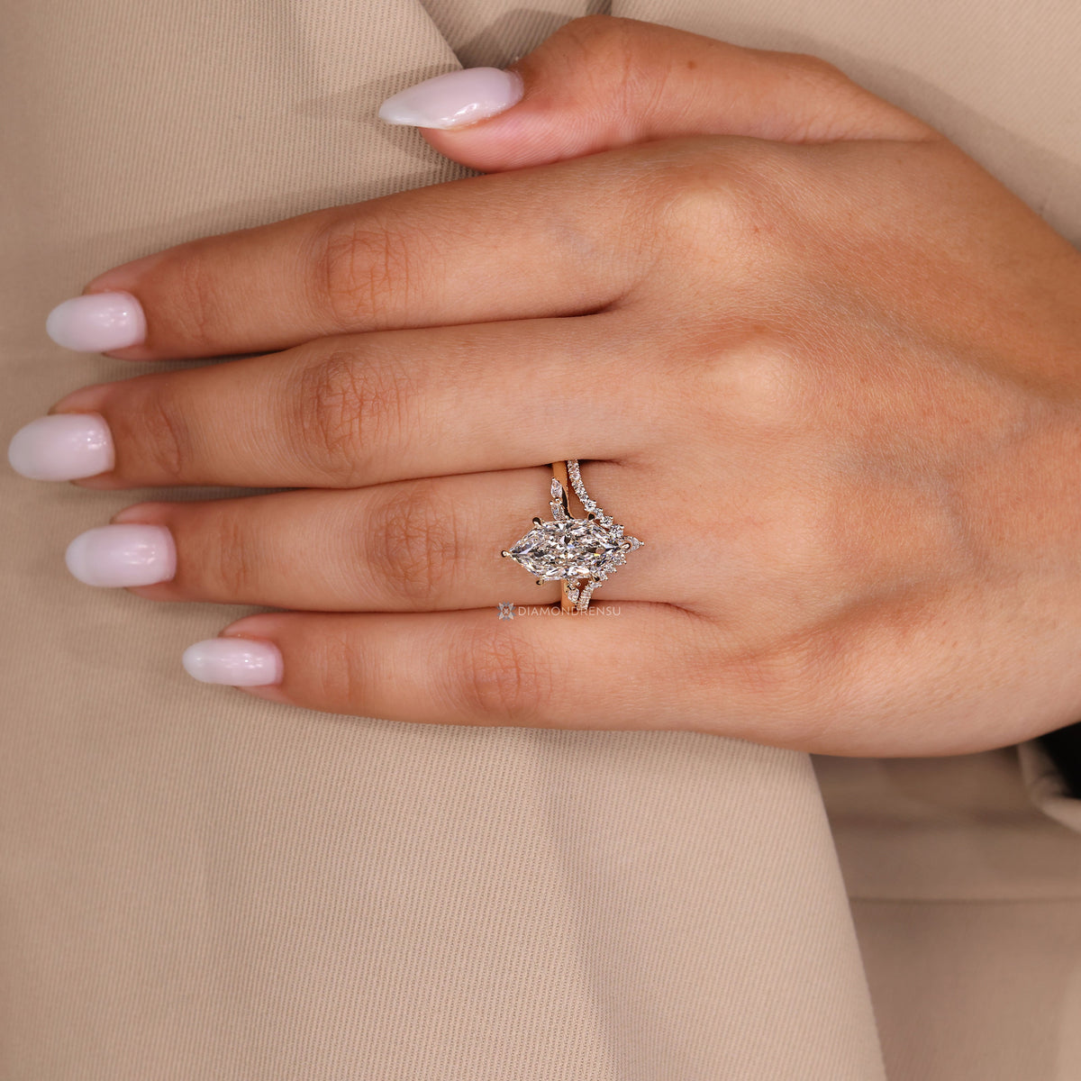 Dutch Marquise Wedding Ring with Pear and Round Diamond Band