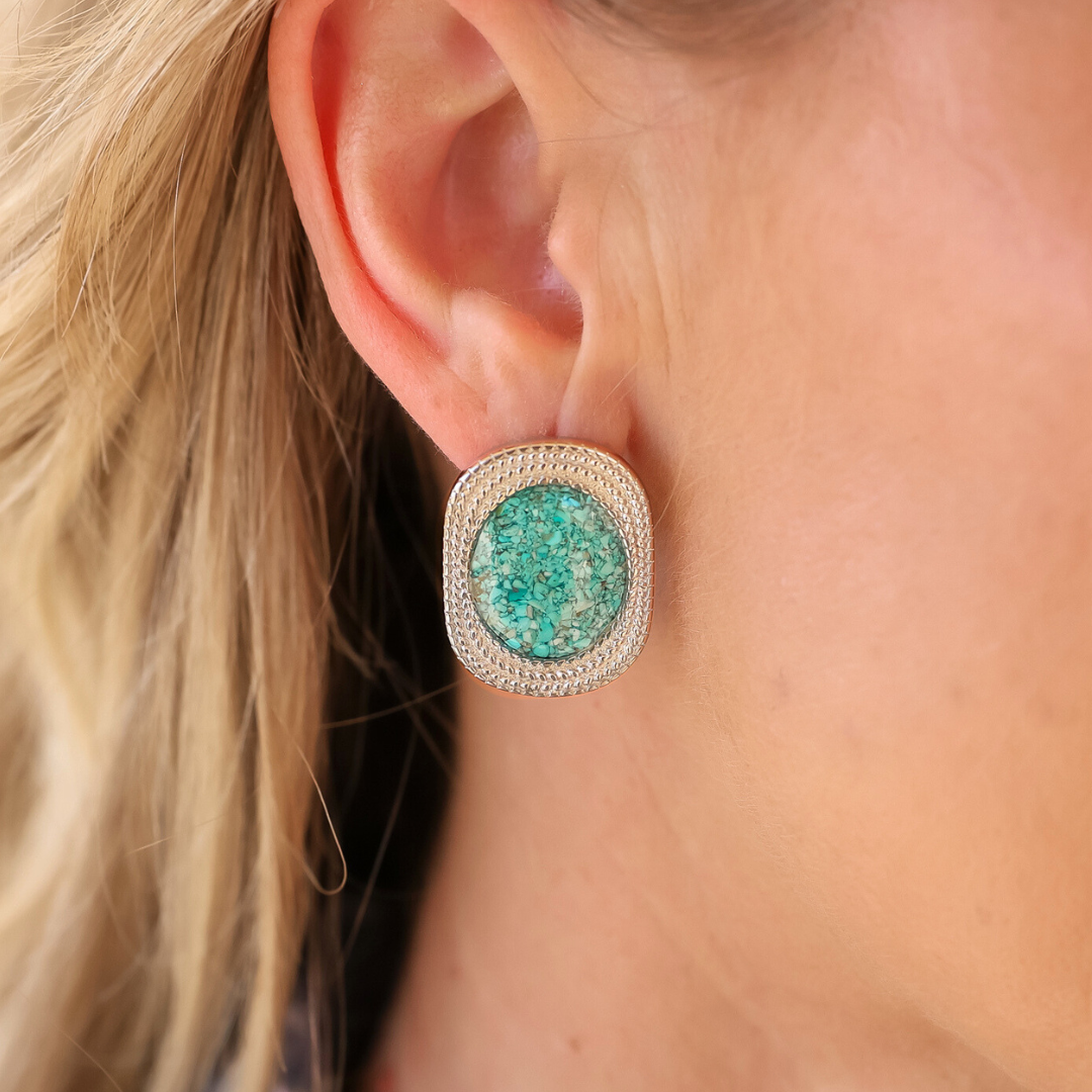 The Stella Studs