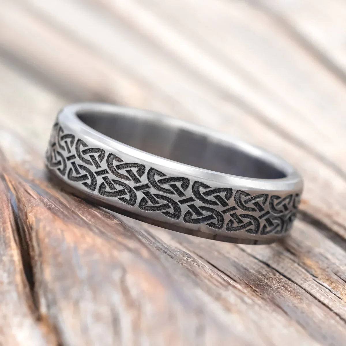 Celtic Love Knot Engraved Wedding Band - Titanium (6mm)- Size 8 3/4