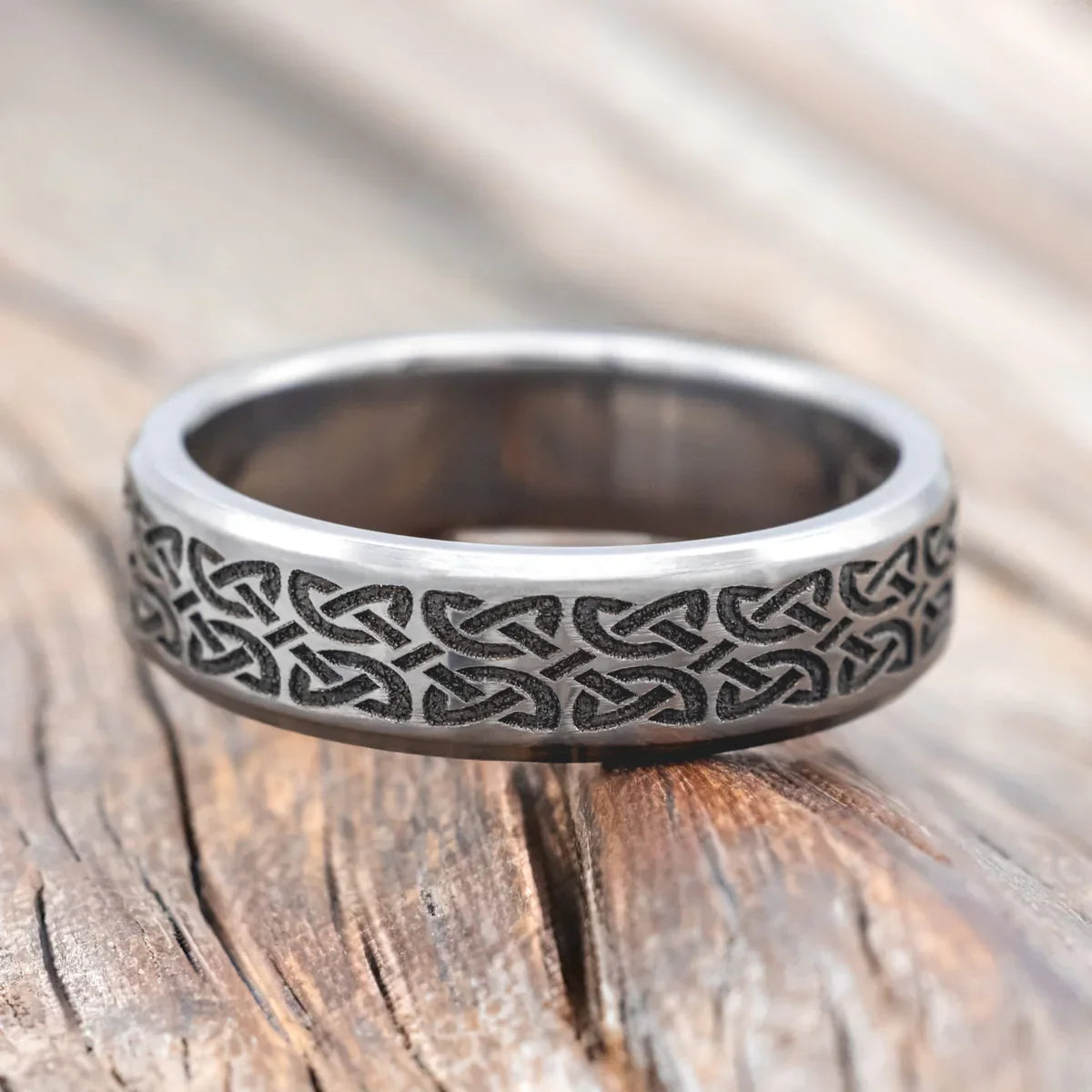 Celtic Love Knot Engraved Wedding Band - Titanium (6mm)- Size 8 3/4
