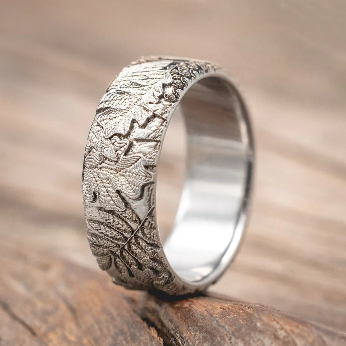 "Oak" - 3D Engraved Forest-Inspired Wedding Band - Titanium (8mm) - Size 10