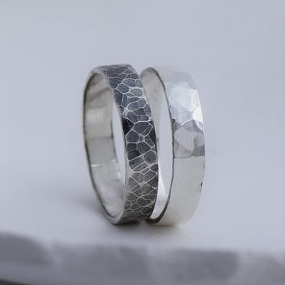 Hammered 4mm silver ring - polished or oxidised