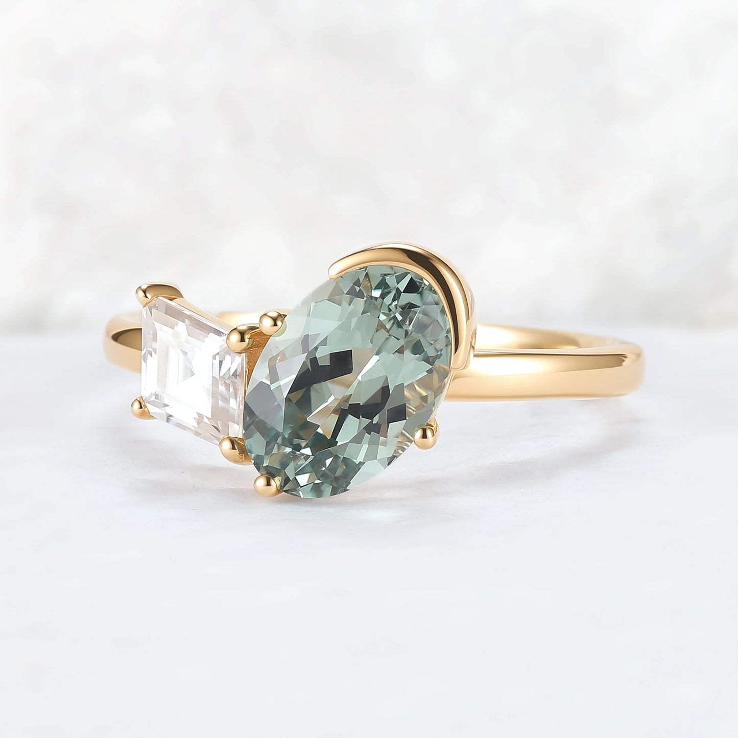 Toi Et Moi Two Stone Oval Sapphirer & Kite Moissanite Rings