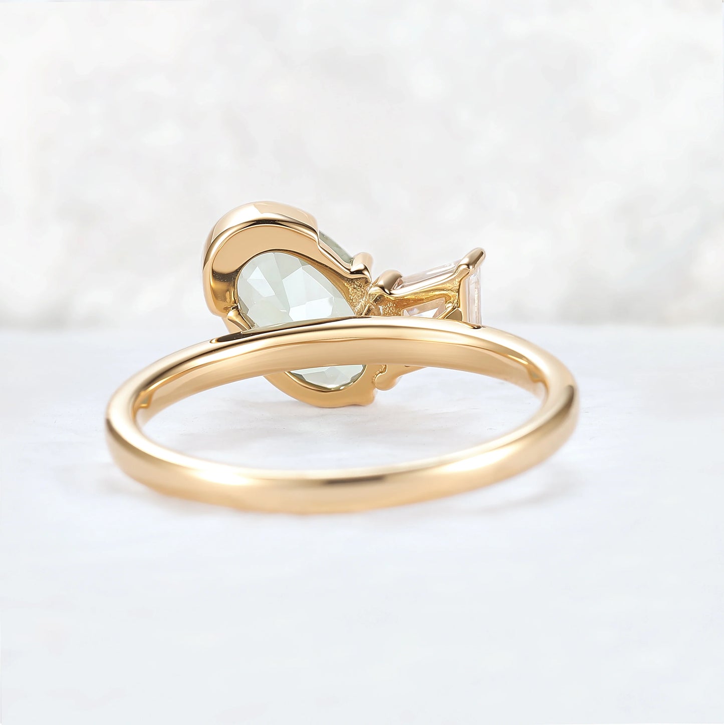 Toi Et Moi Two Stone Oval Sapphirer & Kite Moissanite Rings