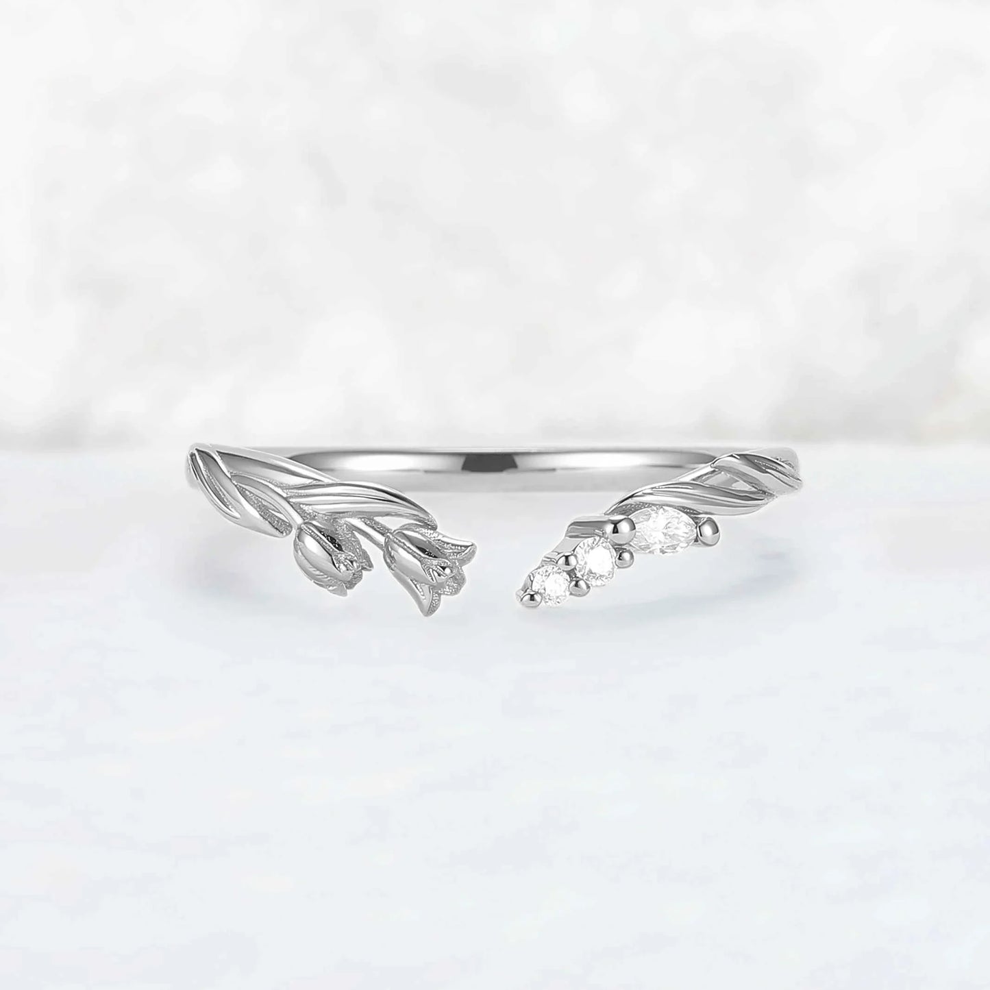 Tulip-Inspired Round Cut Moissanite Open Curved Ring
