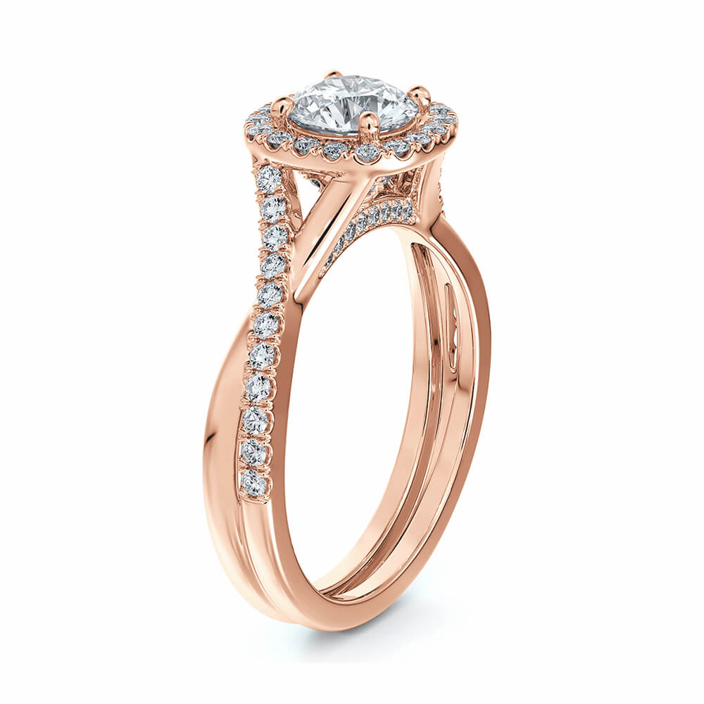 Twisted Halo Round Moissanite Pavé Gold Engagement Ring