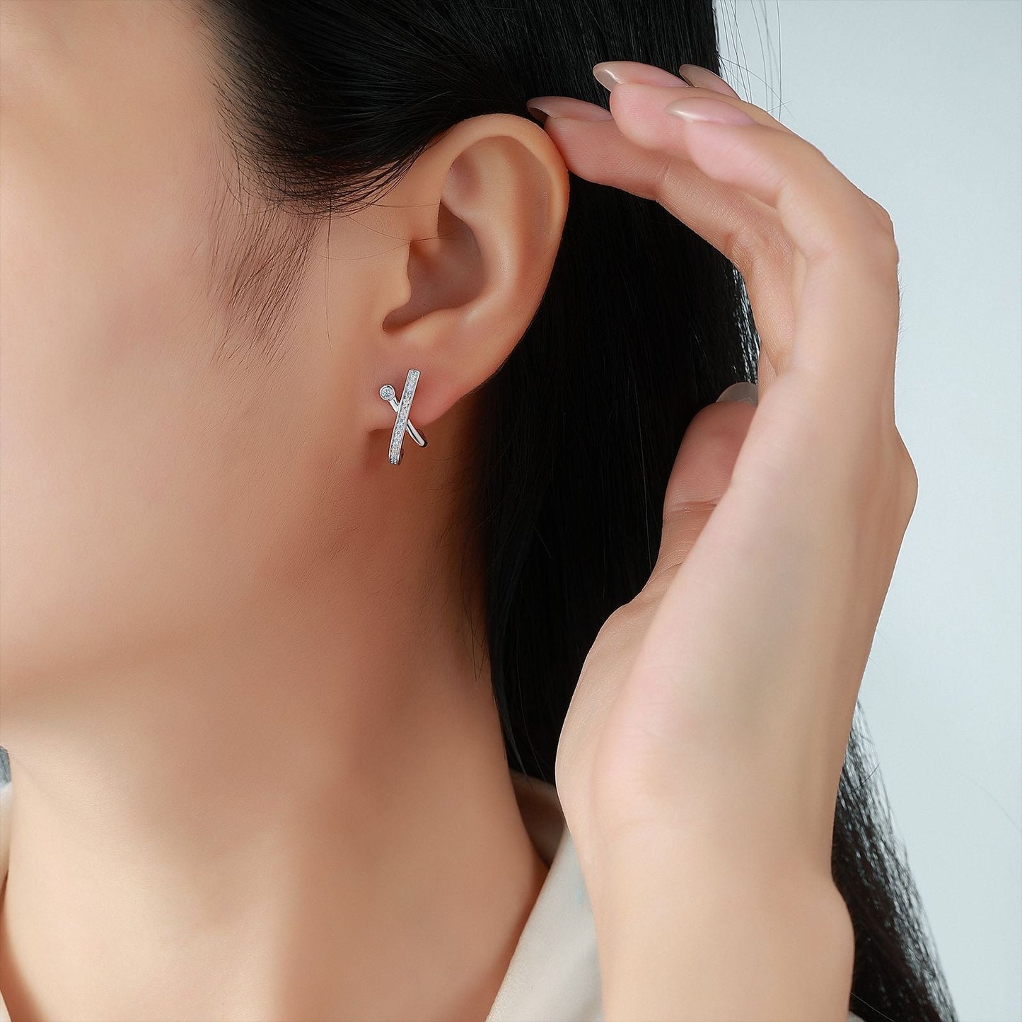 Twisted Cross Line Stud Earrings, Geometric Cold Style Moissanite Earrings