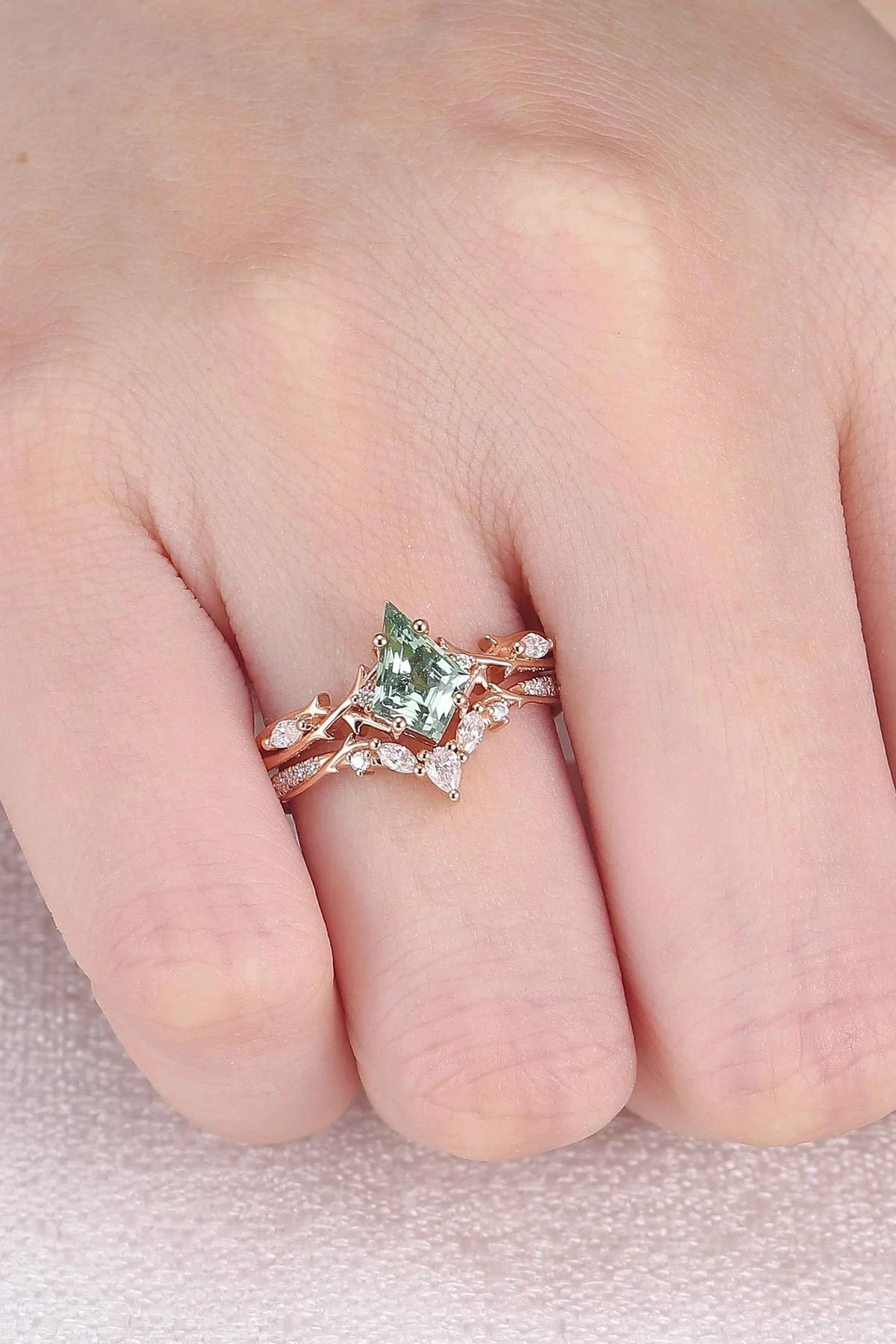 Unique Cluster Kite-Cut Green Sapphire Ring Set with Vine Band Design 2pcs