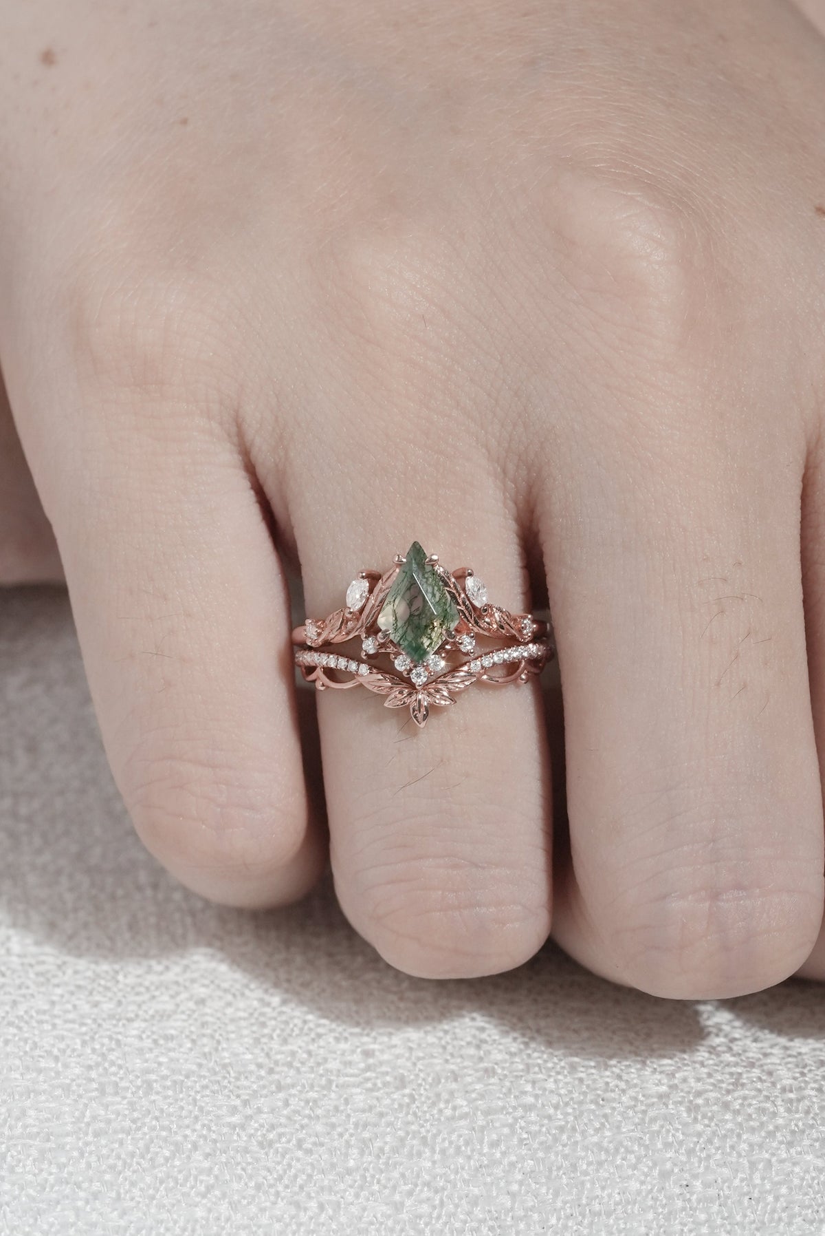 Unique Kite Cut Moss Agate Moissanite Leaf Gemstone Ring Set 2pcs