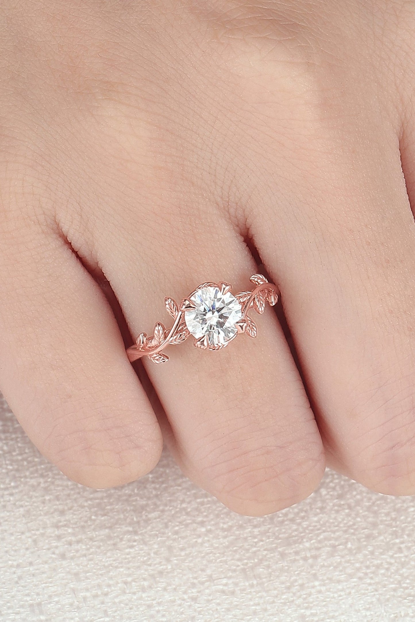 Unique Round Shaped Moissanite Leaf Ring