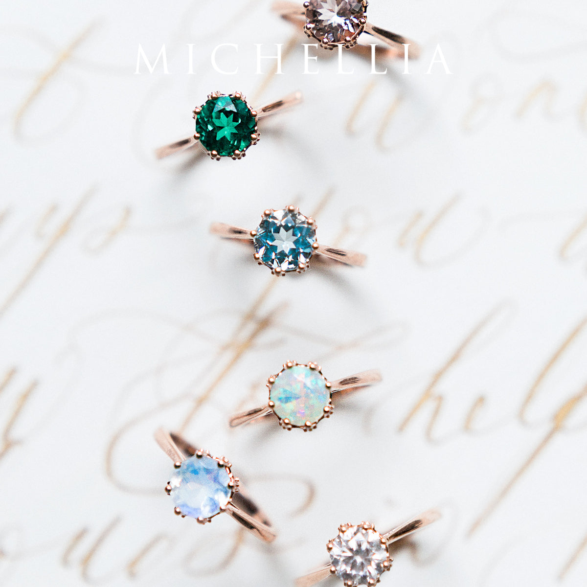 [Cassandra] Vintage Crown Solitaire Engagement Ring in Diamond / Moissanite
