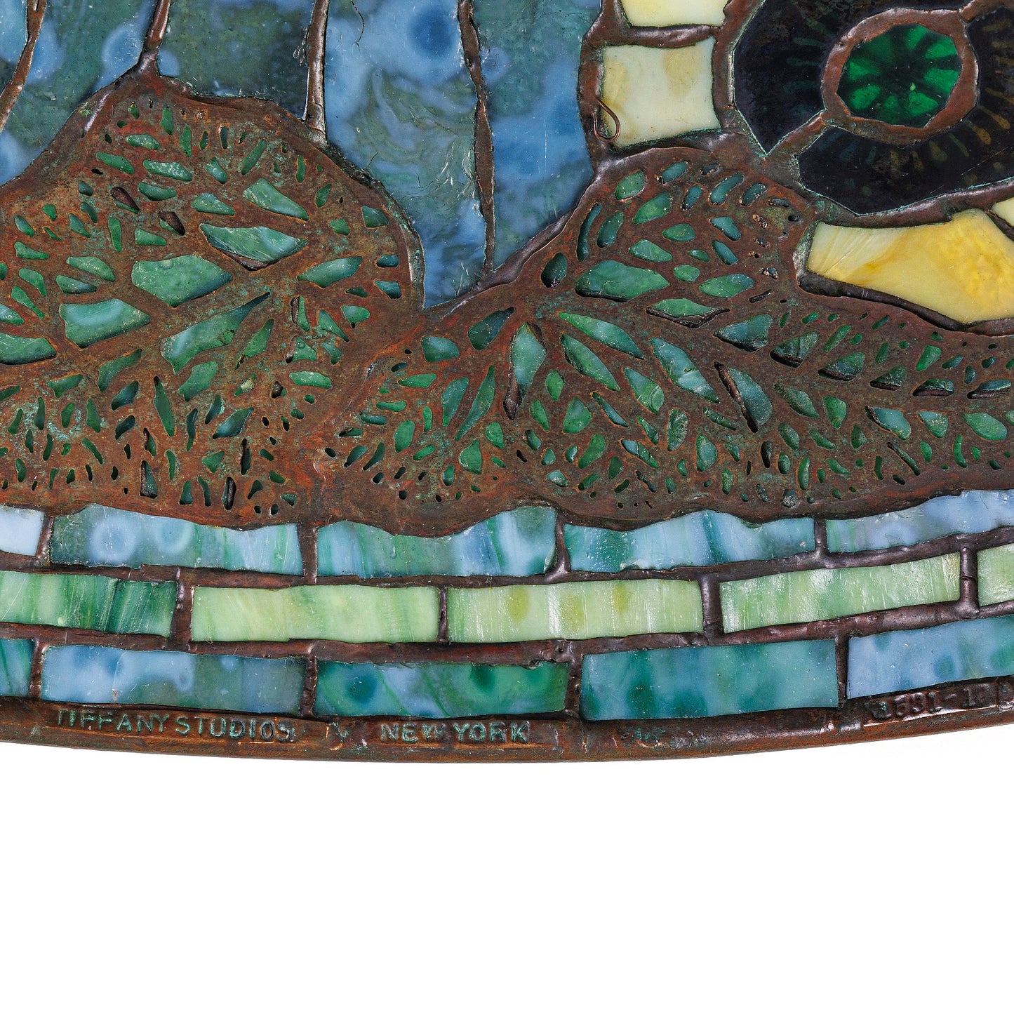 Tiffany Studios New York "Poppy" Table Lamp