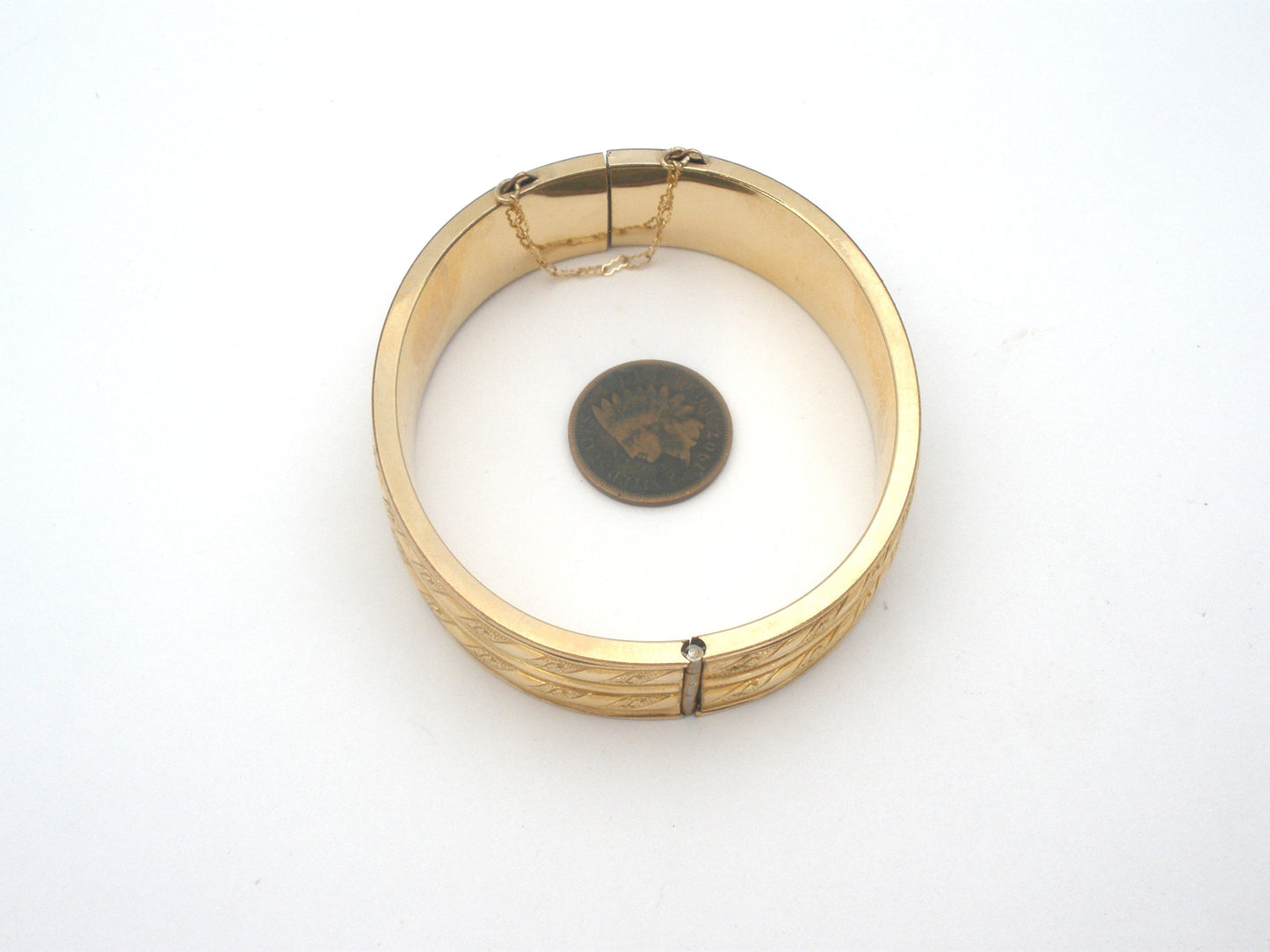 Vintage 10K Gold Filled Bangle Bracelet