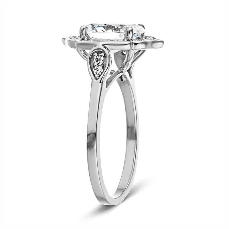 Vintage Halo Oval Cut Moissanite  Engagement Ring
