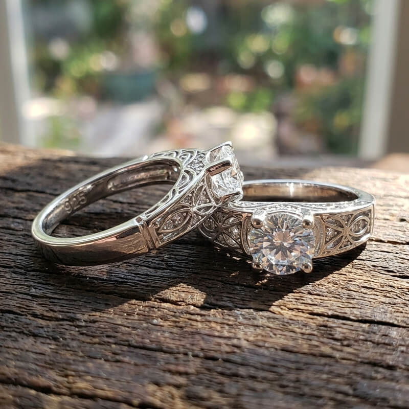 Vintage Openwork Geometric Moissanite Filigree Engagement Ring