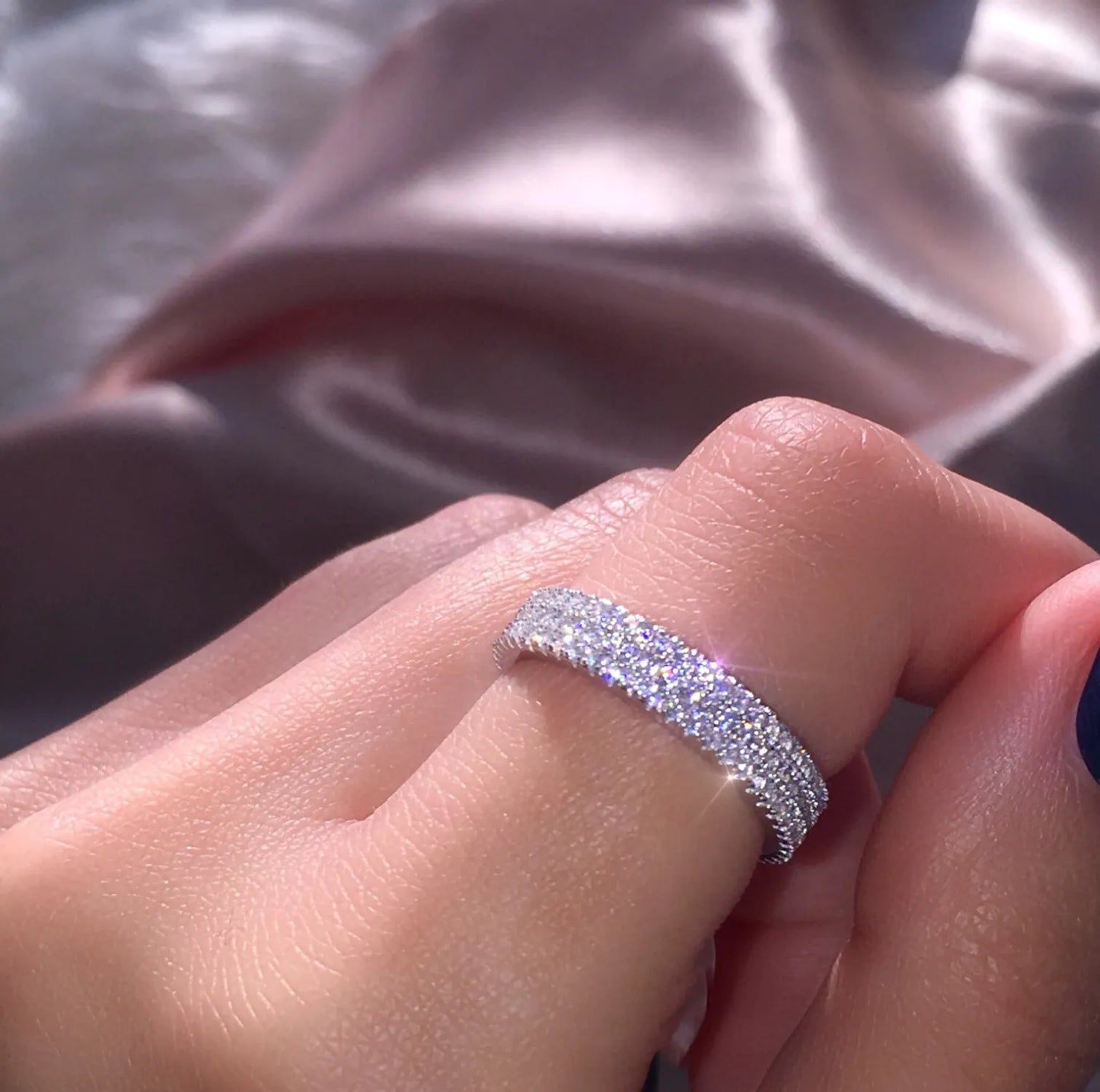 Tantalizing 925 Sterling Silver Round Cut Wedding Ring