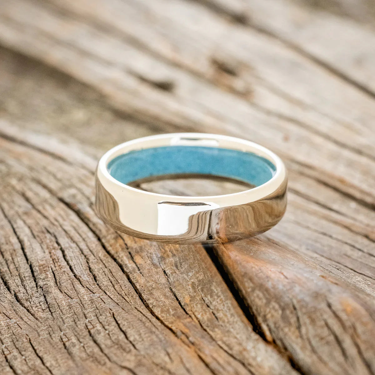 "Hyperion" - Turquoise Lined Wedding Band - 14K White Gold (6mm) - Size 6