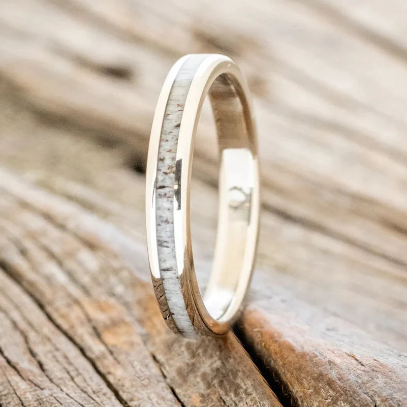"Eterna" - Antler Stacking Band - 14K White Gold (4mm) - Size 5 3/4
