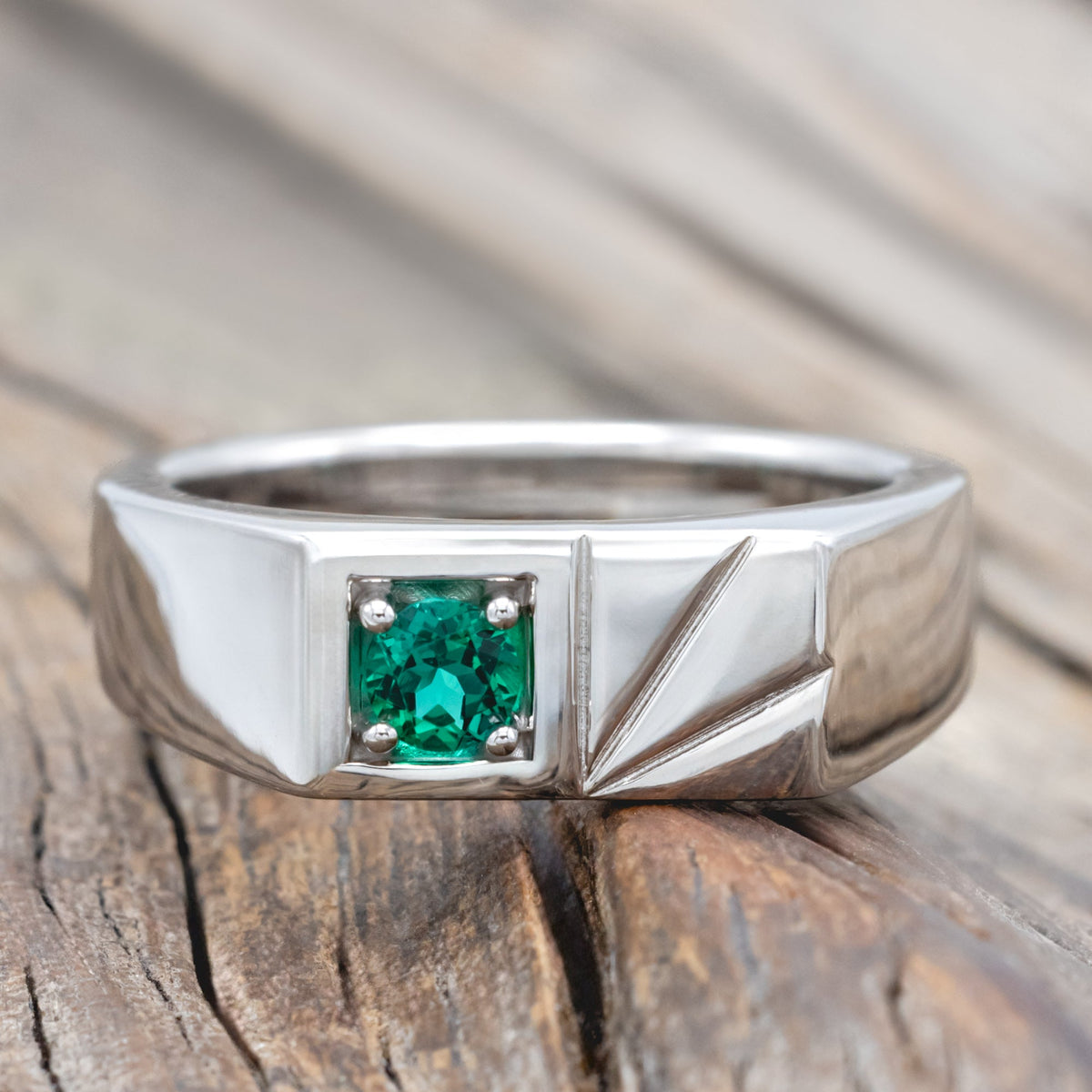 "Sylvan" - Flat Top Engagement Ring With Round Cut Stone
