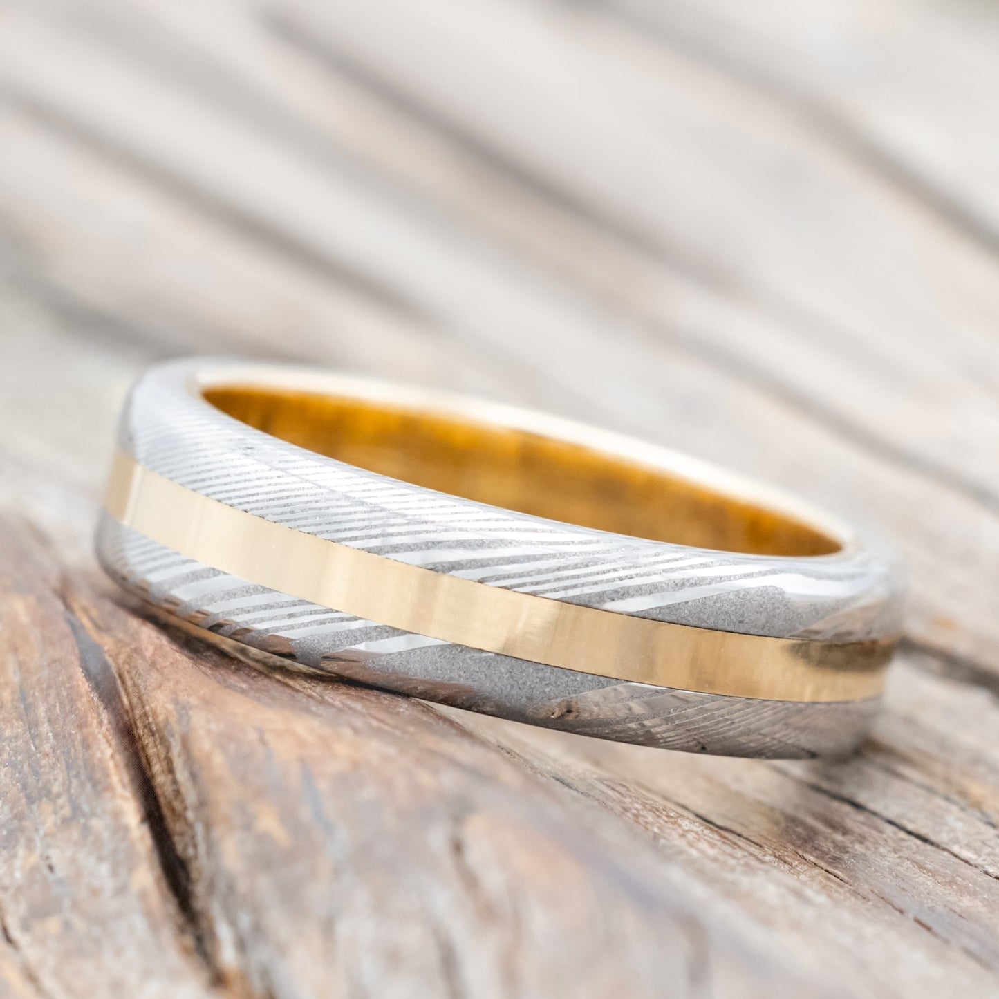 "Nirvana" - Etched Damascus Steel & 14K Gold Inlay Wedding Band - 14K Yellow Gold (6mm) - Size 10 1/2