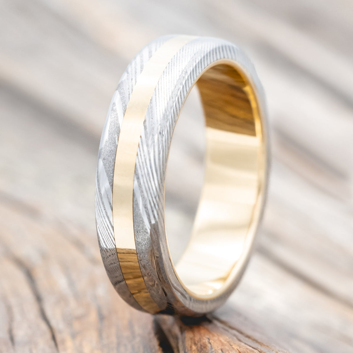 "Nirvana" - Etched Damascus Steel & 14K Gold Inlay Wedding Band - 14K Yellow Gold (6mm) - Size 10 1/2