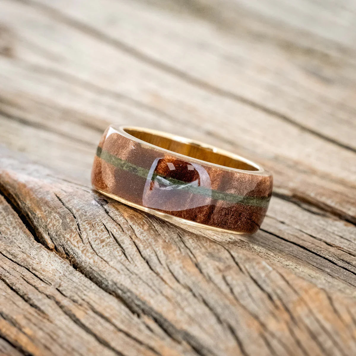 "Remmy" - Redwood & Moss Wedding Ring - 14K Yellow Gold - Size 8 3/4