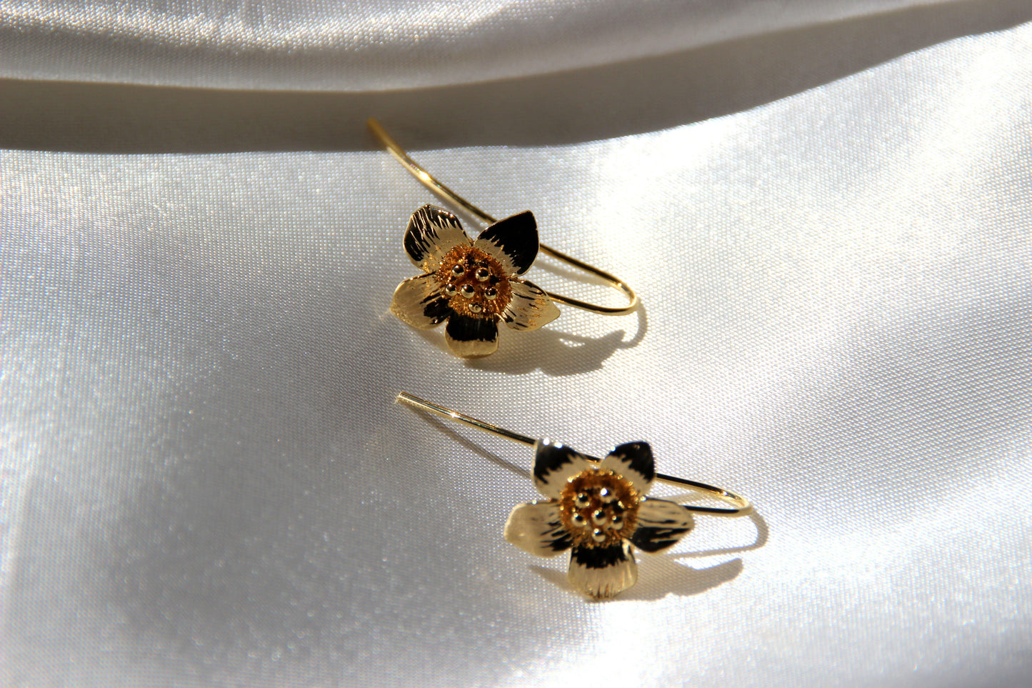 FLOWER earrings
