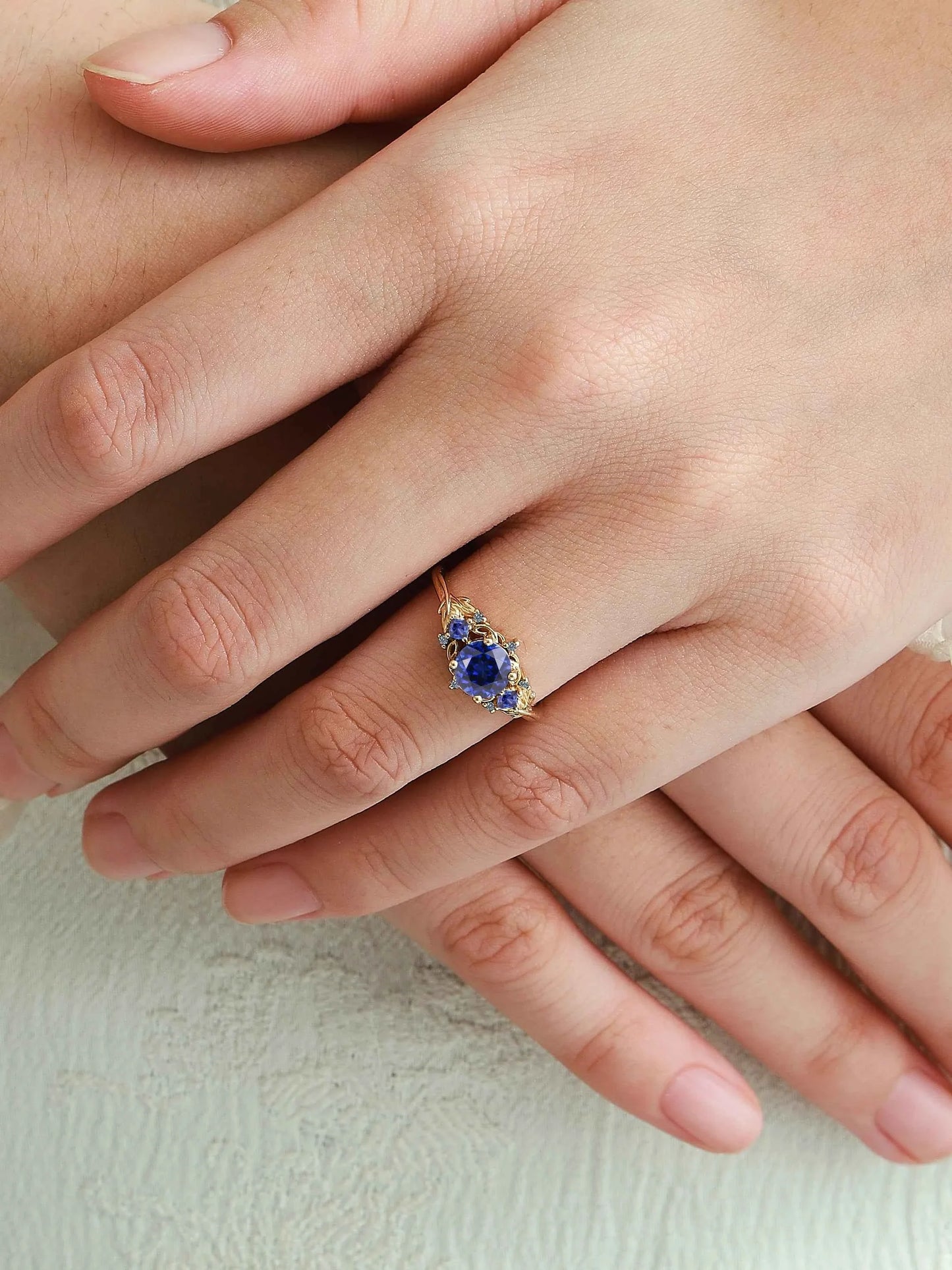 Vintage Leaf Stackable Round Royal Sapphire Engagement Ring