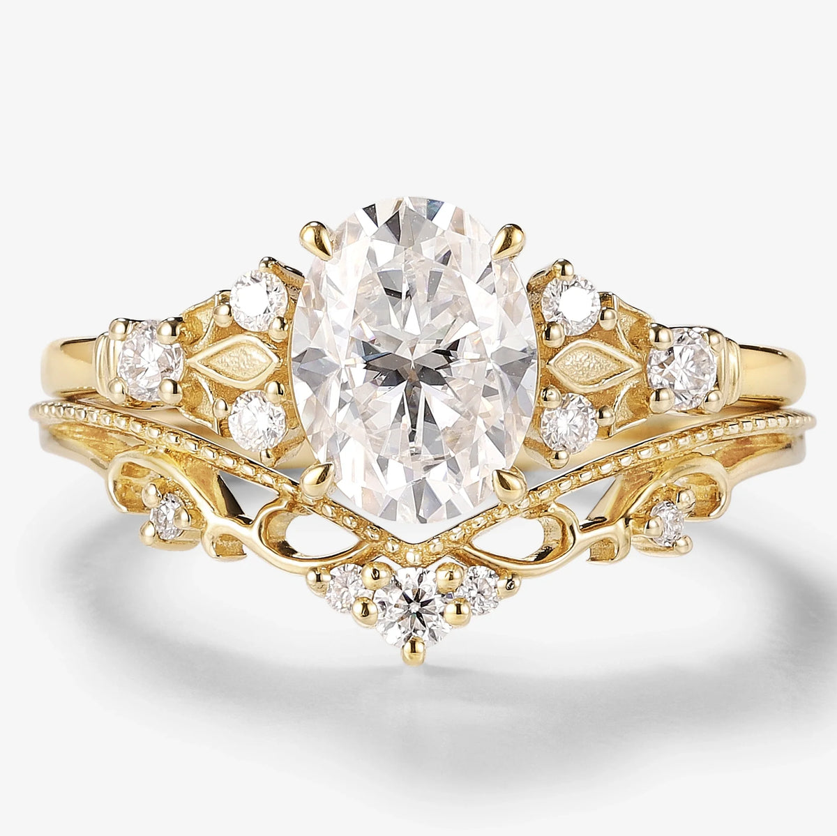Oval Moissanite Engagement Ring Curved Wedding Band 2pcs
