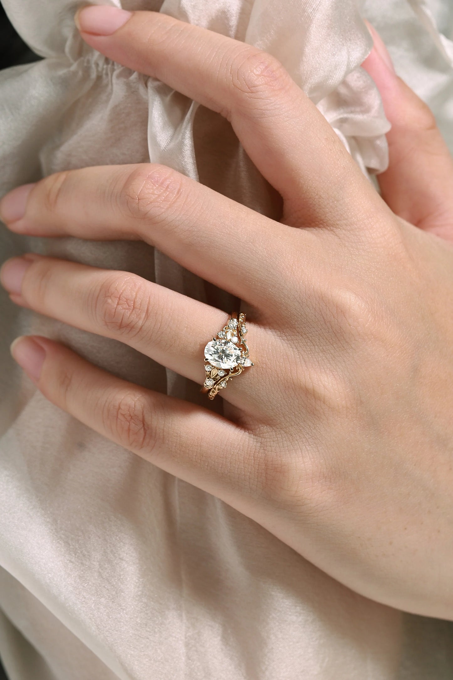 Oval Moissanite Vintage Engagement Ring Sets 2pcs