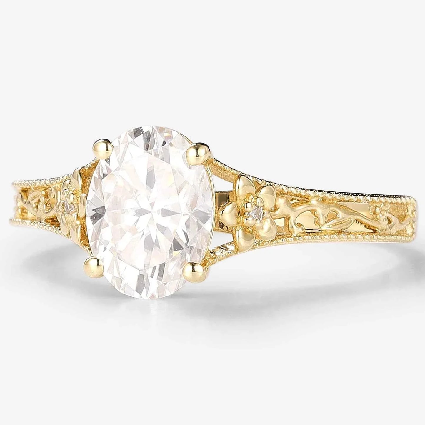 Vintage Oval Cut Moissanite Engagement Ring With Flower