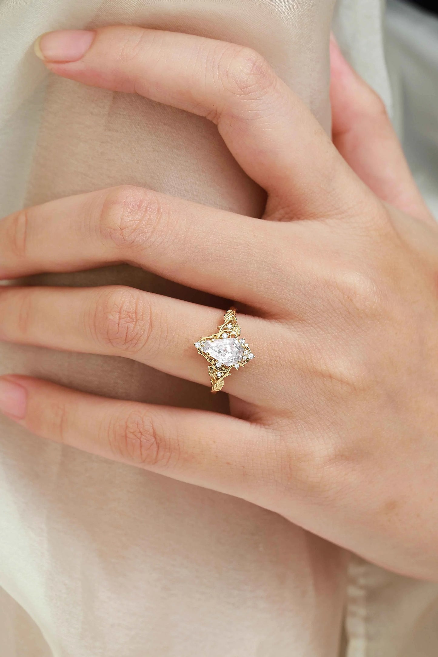 Nature-Inspired Coffin Cut Moissanite Thorn & Leaf Engagement Ring