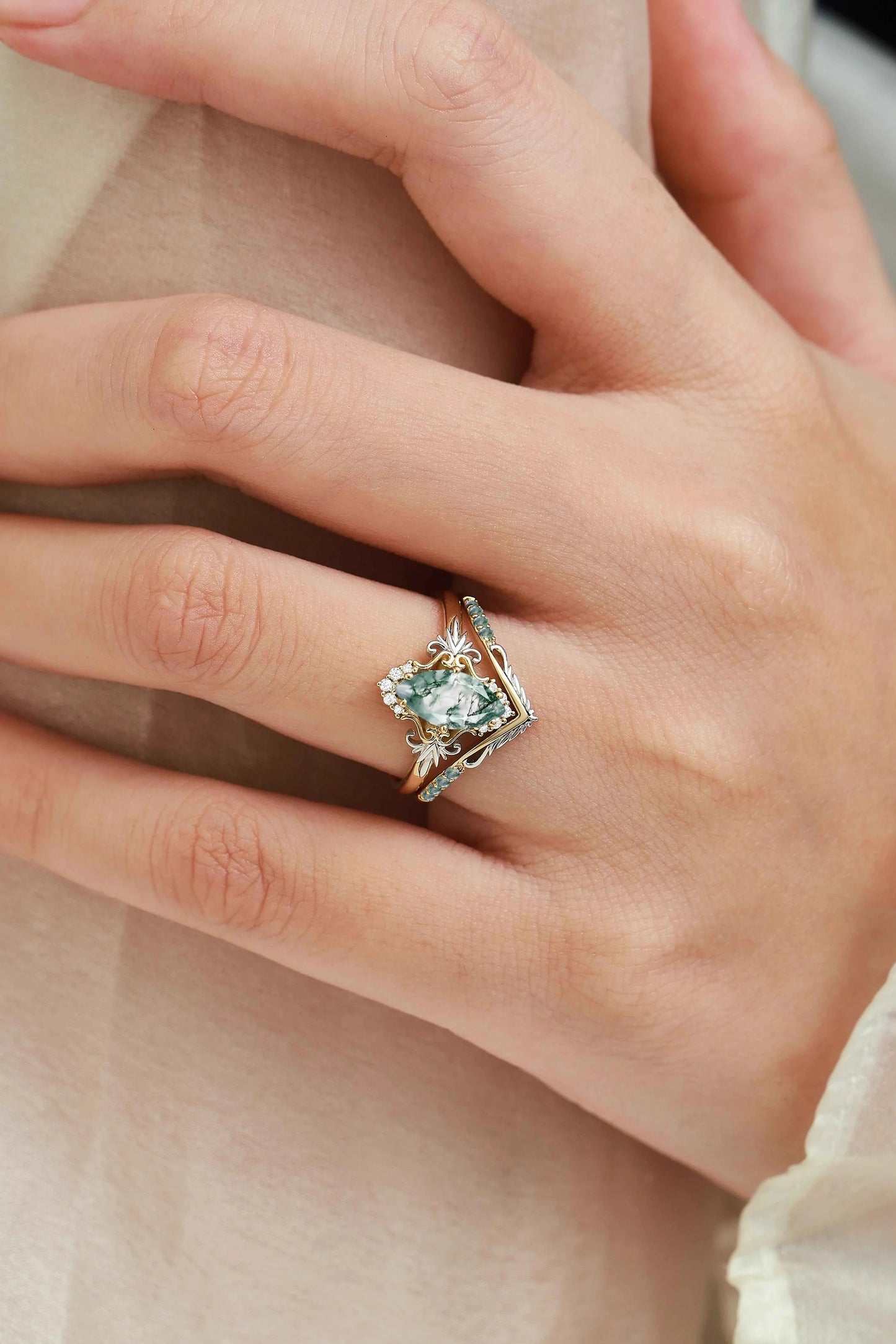 Leaf-Inspired Two-Tone  Marquise Cur Moss Agate Engagement Ring Set 2pcs