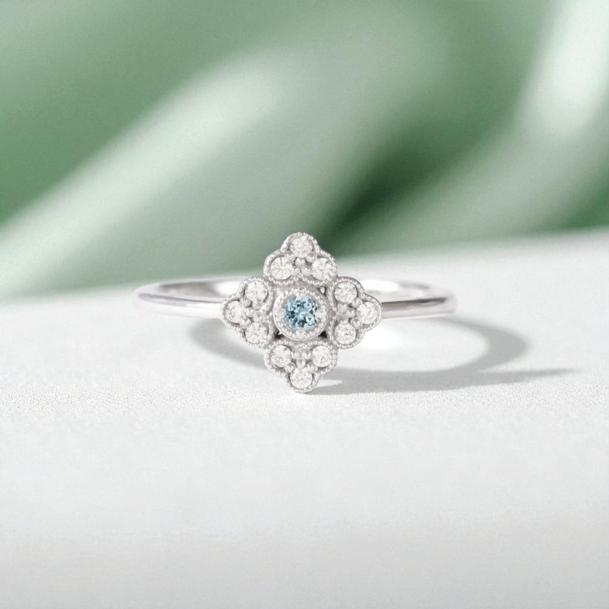 Antique style Aquamarine ring