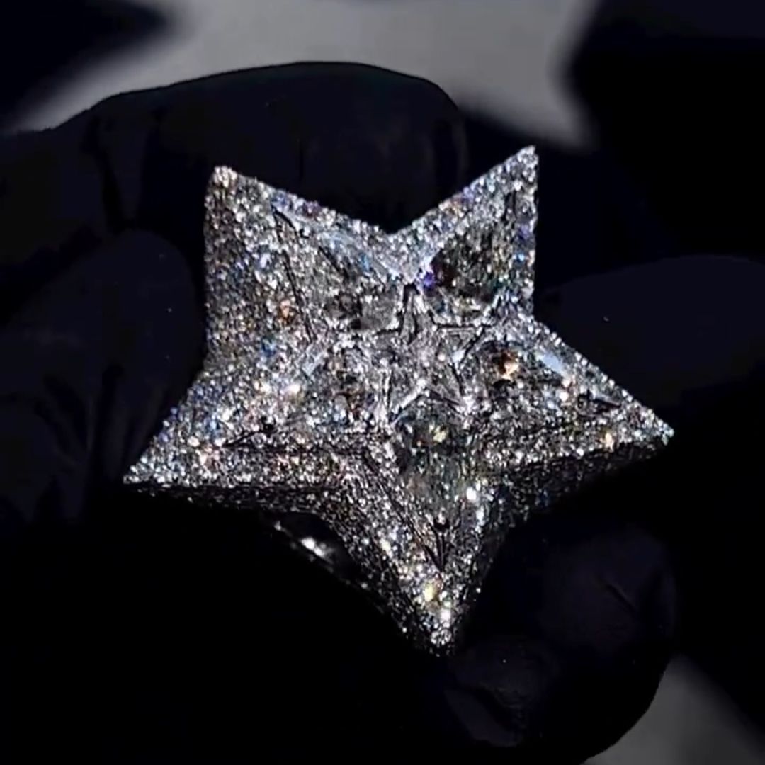 Handmade 23ct Pear-shaped Zircon Inlaid Luxury Sterling Silver Star Shape Men's Ring