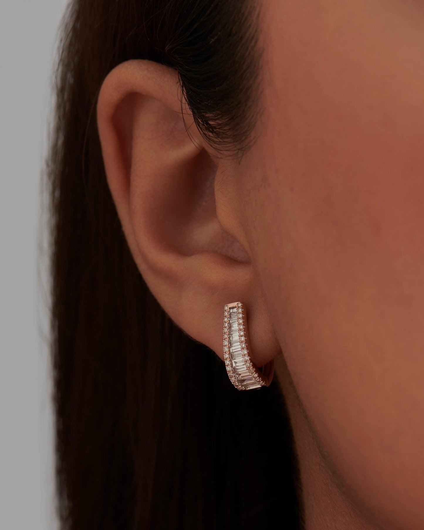 Baguette & Round Diamond Tapered Hoops Earrings