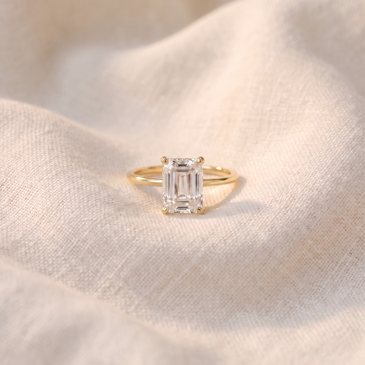 Certified 4Ct Emerald Cut Solitaire Diamond Engagement Ring Lab Grown 14k