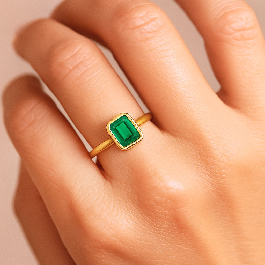 Emerald-Shape Lab Grown Emerald Loose Stone
