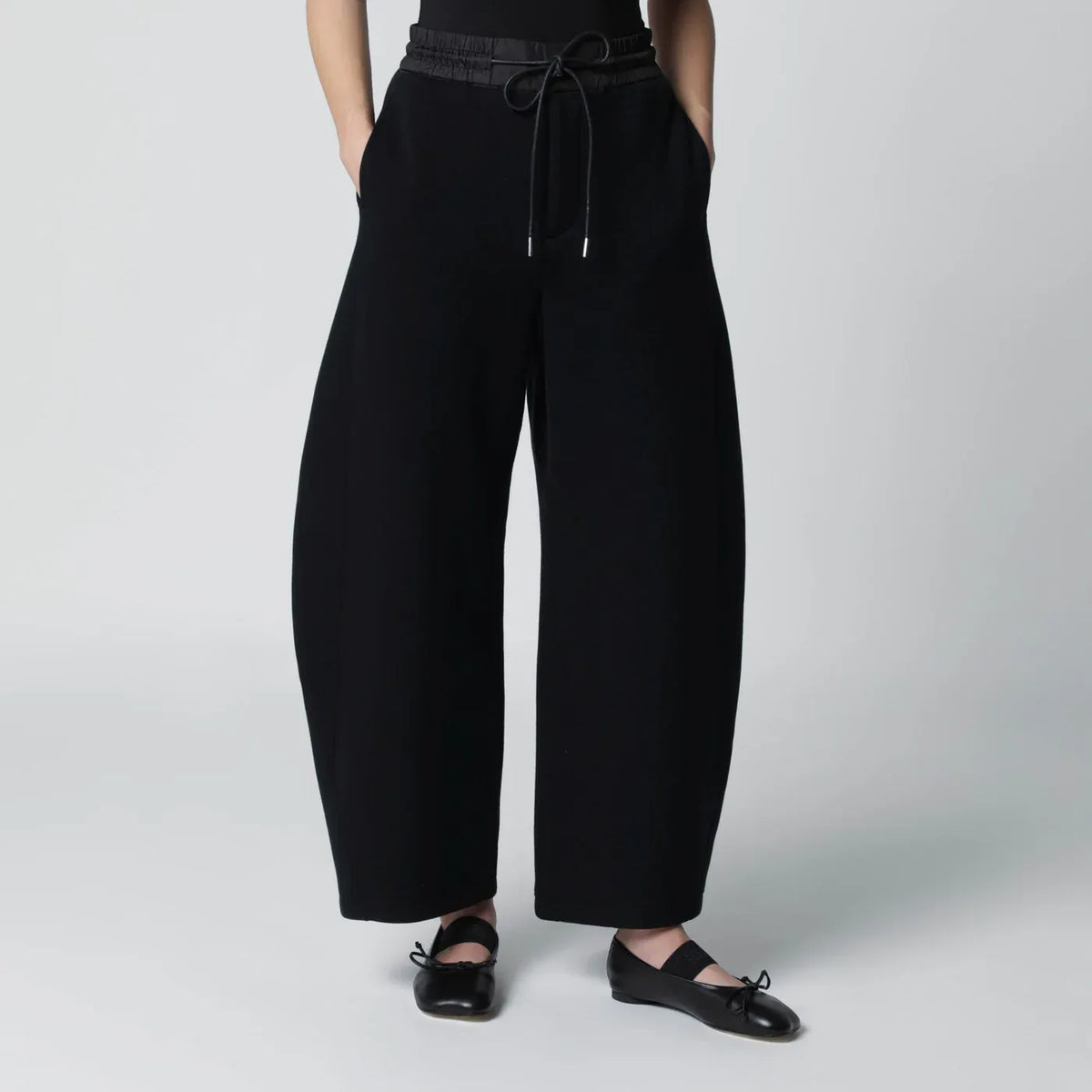 Sacai - Black jogging trousers