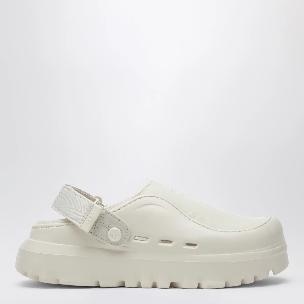 UGG - Men's PeakMod mesh clogs in white
