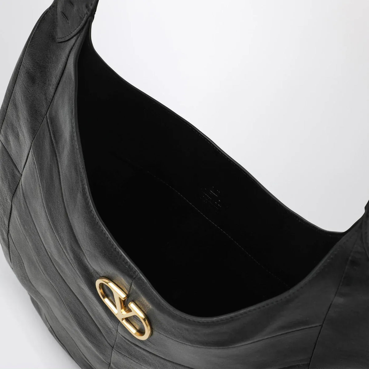 Valentino Garavani - Medium Hoboho bag in black chevron-pattern nappa