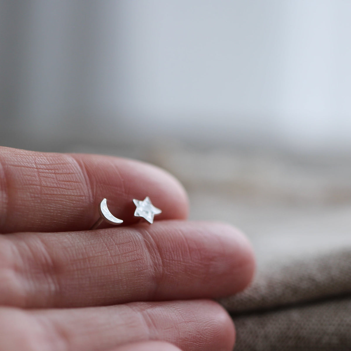 Star stud earring
