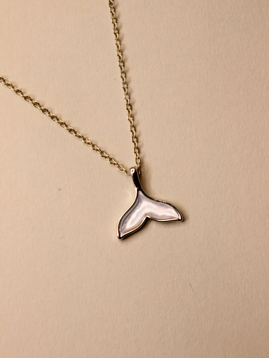 DOLPHIN necklace