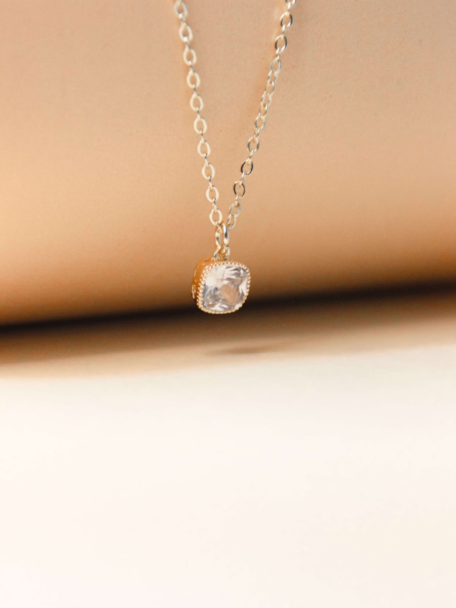 TREASURE necklace