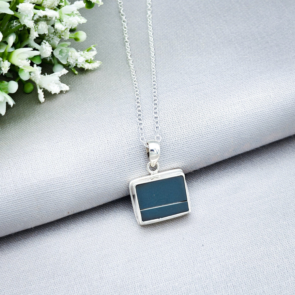 Concorde Pendant Limited Edition | Lines | Aviation Gift | Sterling Silver