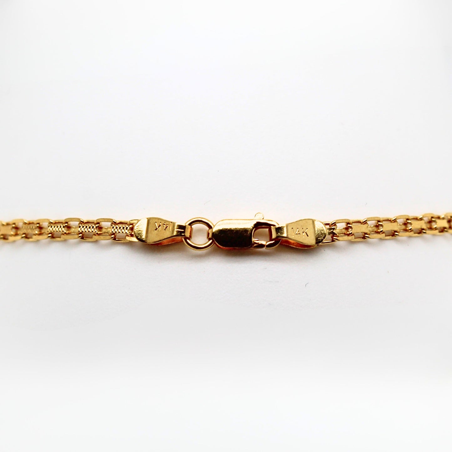 14K Yellow gold flat Bismarck bracelet