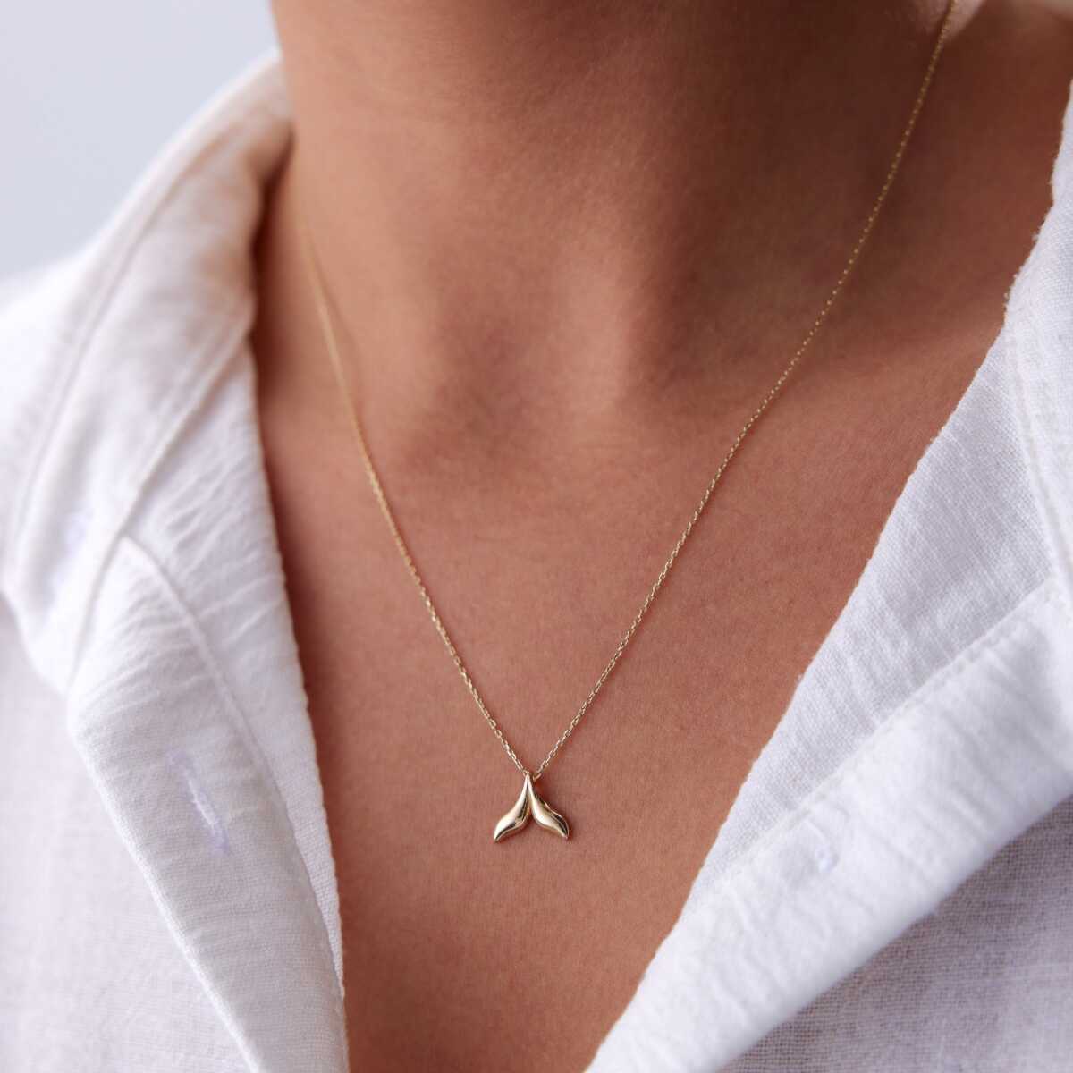 14k Gold Fish Tail Necklace