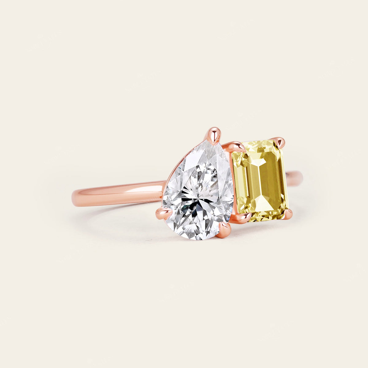 IGI Pear & Emerald Yellow Lab-Grown Diamond Toi et Moi Ring